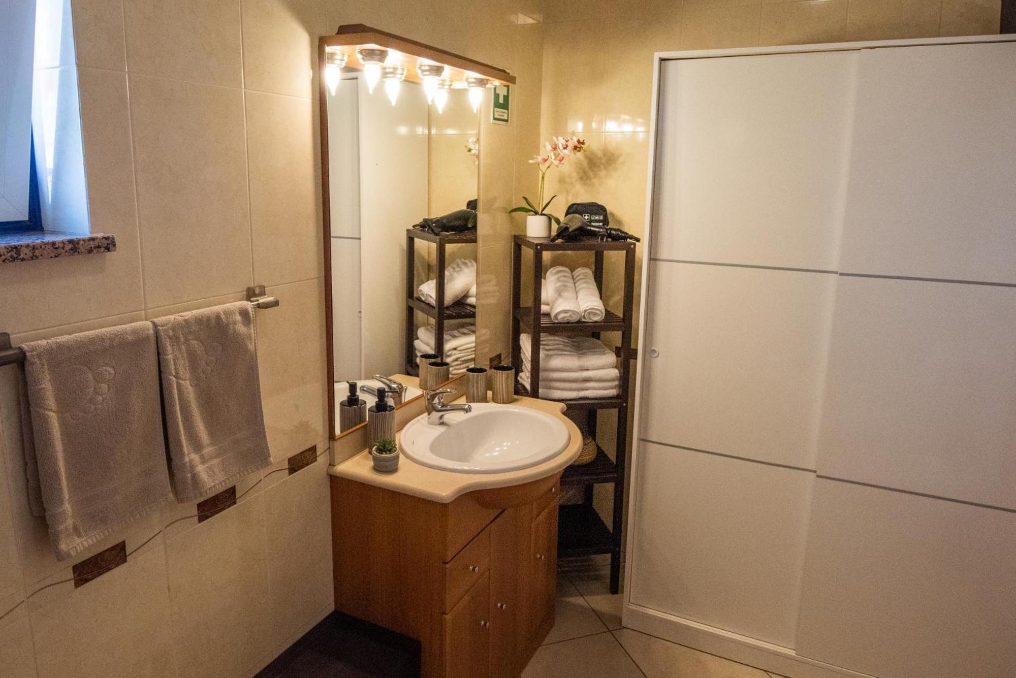 Charm Apartment T2 All With Big Terrace Albufeira Self Check-In Extérieur photo